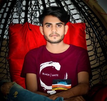 Suraj Gavit, 22 years old, Nandurbar, India