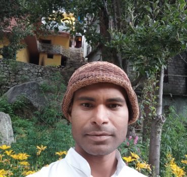 Omkaranand Yogi, 34 years old, Uttarkashi, India