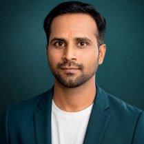 Sanjay Karan, 35 years oldShahjanpur, India